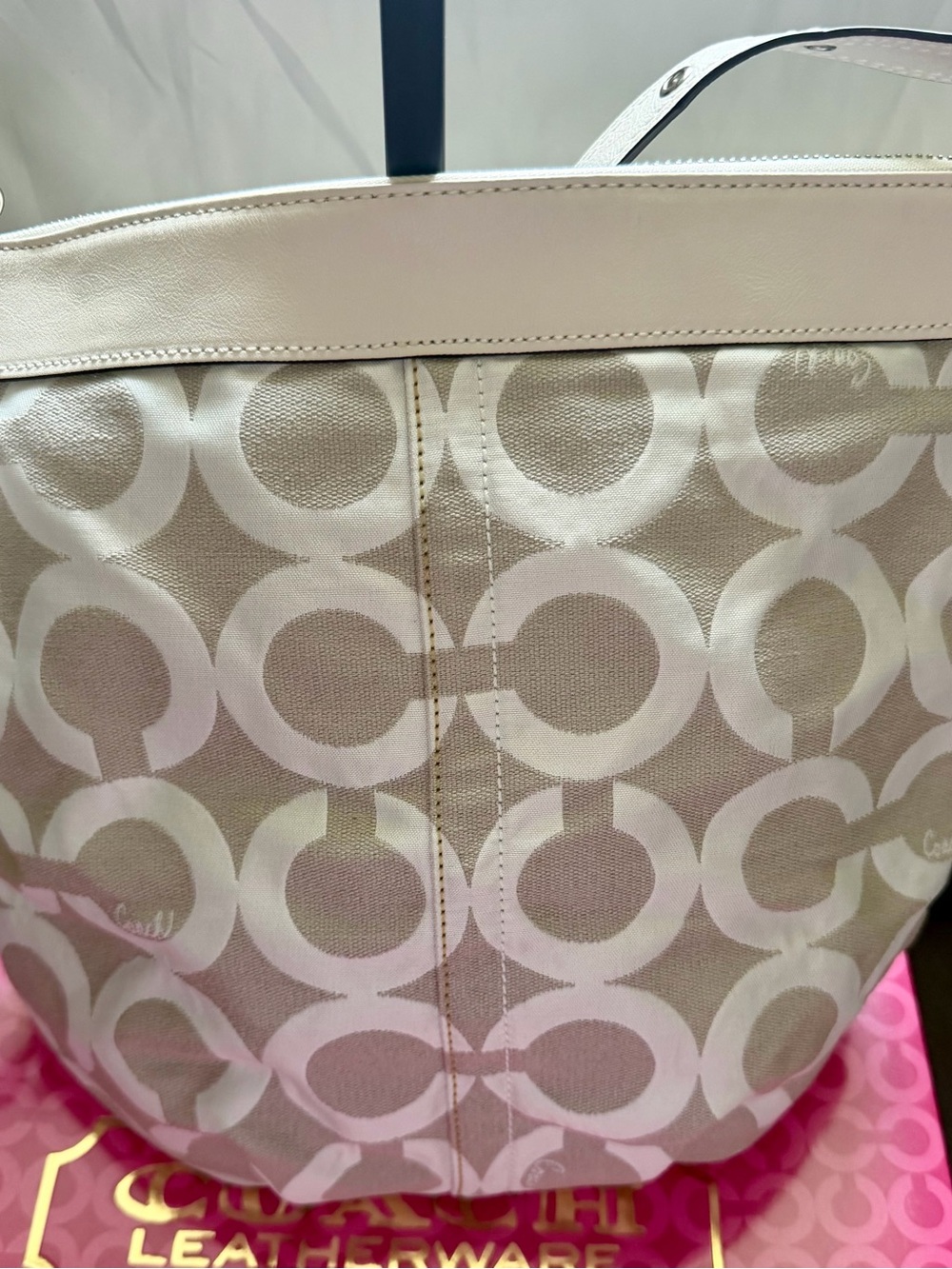 Coach Beige & Cream Signature Canvas Shoulder Bag - Picture 2 of 7